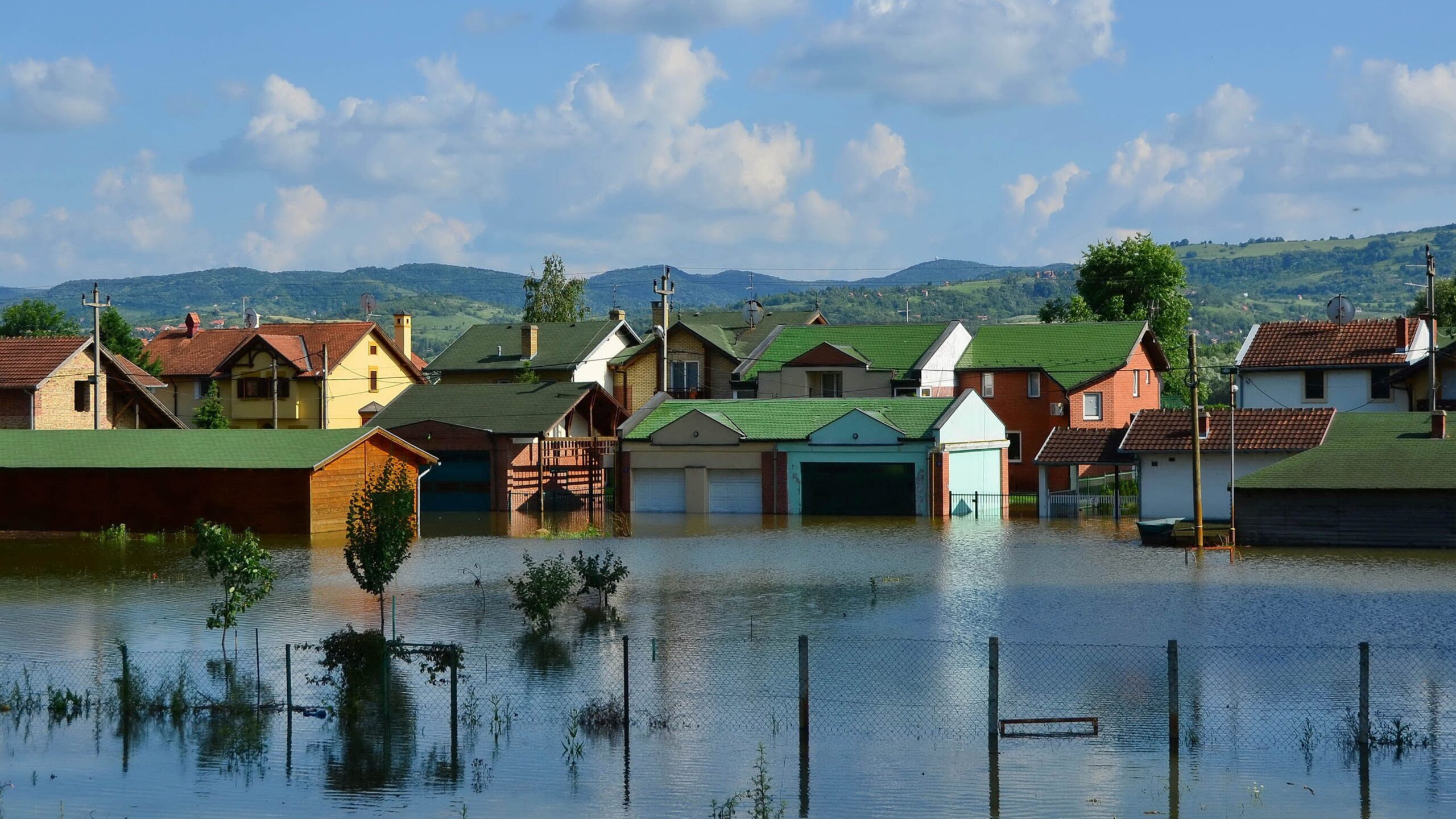 Seguro residencial vale a pena? O que cobre, quanto custa e como escolher